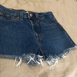 Levi's Dark Blue Frayed Jean 🩳 🔥🔥🔥